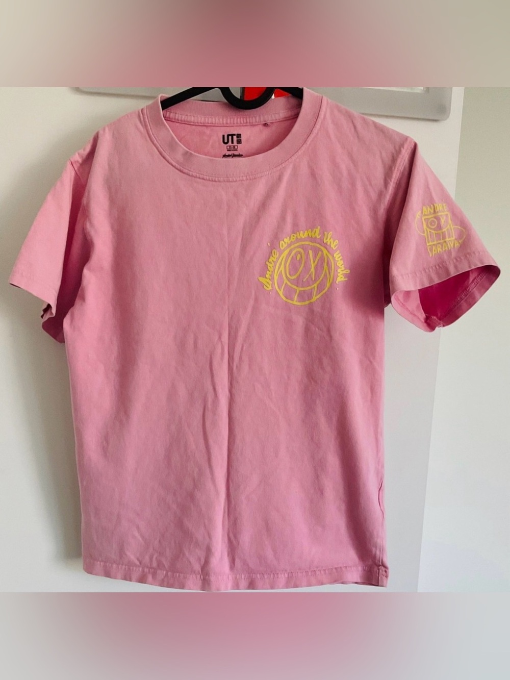 Kids UNIQLO UT Andre Saraiva Graphic T Shirt Pink Size 11-12